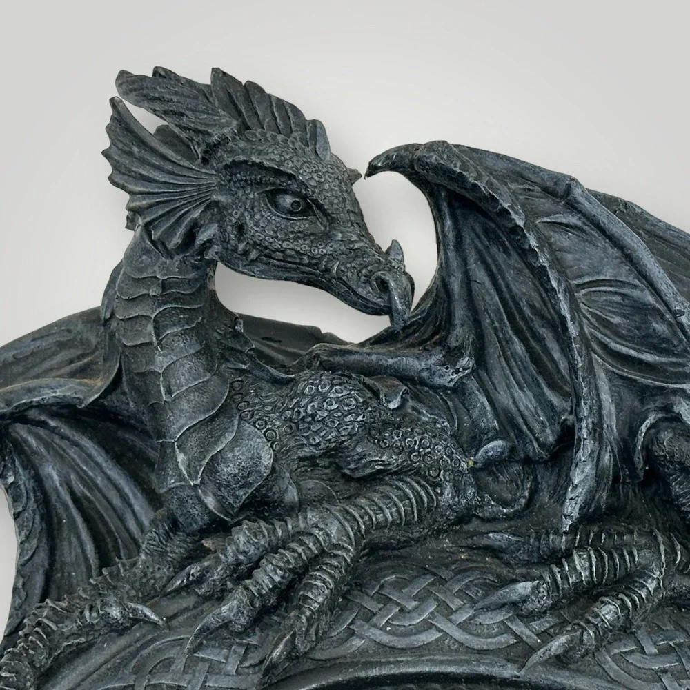 Penhurst Dragon Clock - Gothic Medieval By artist Liam Manchester TESTED & WORKS